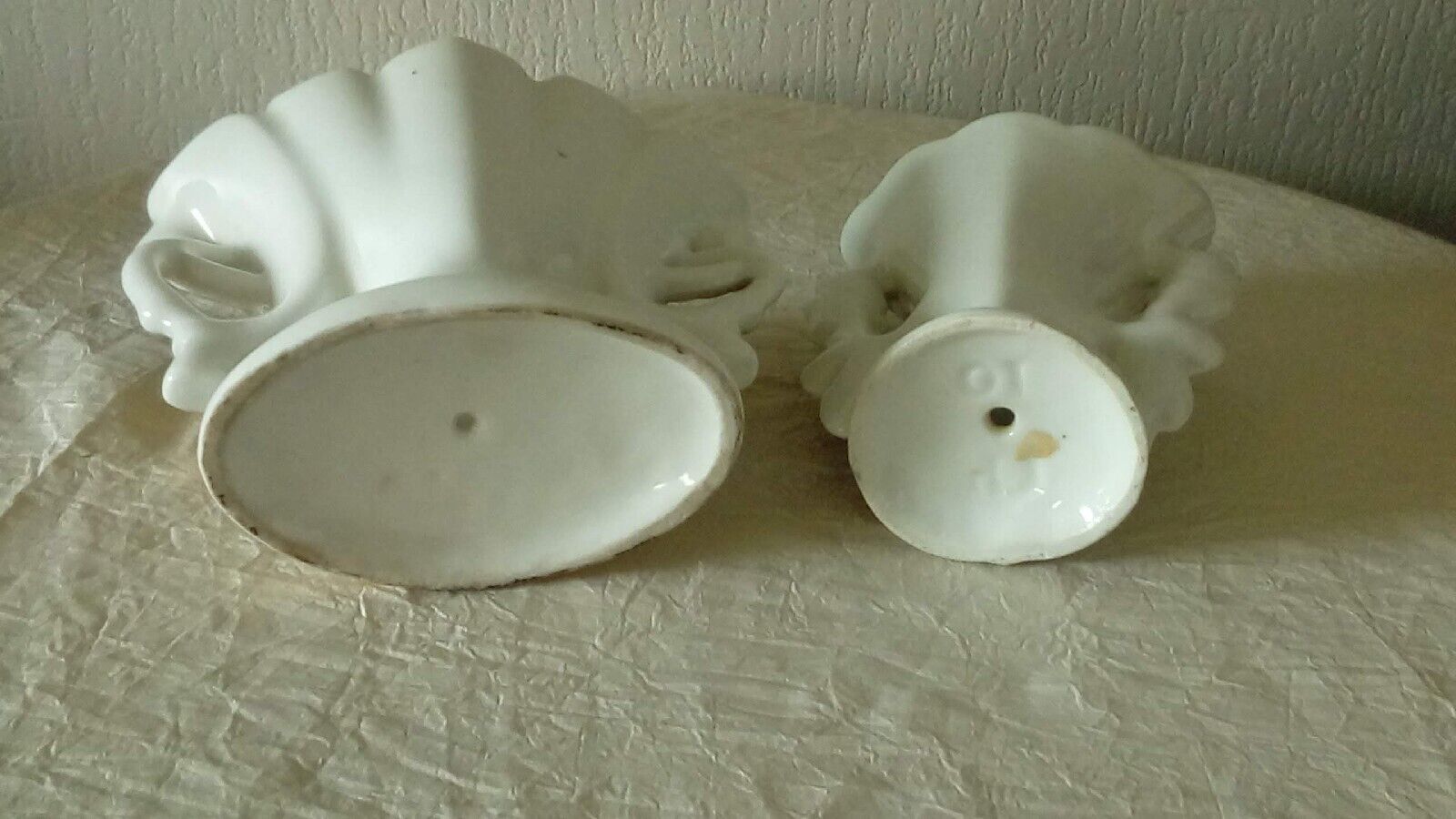 Wedding vases in Paris porcelain late 19th century