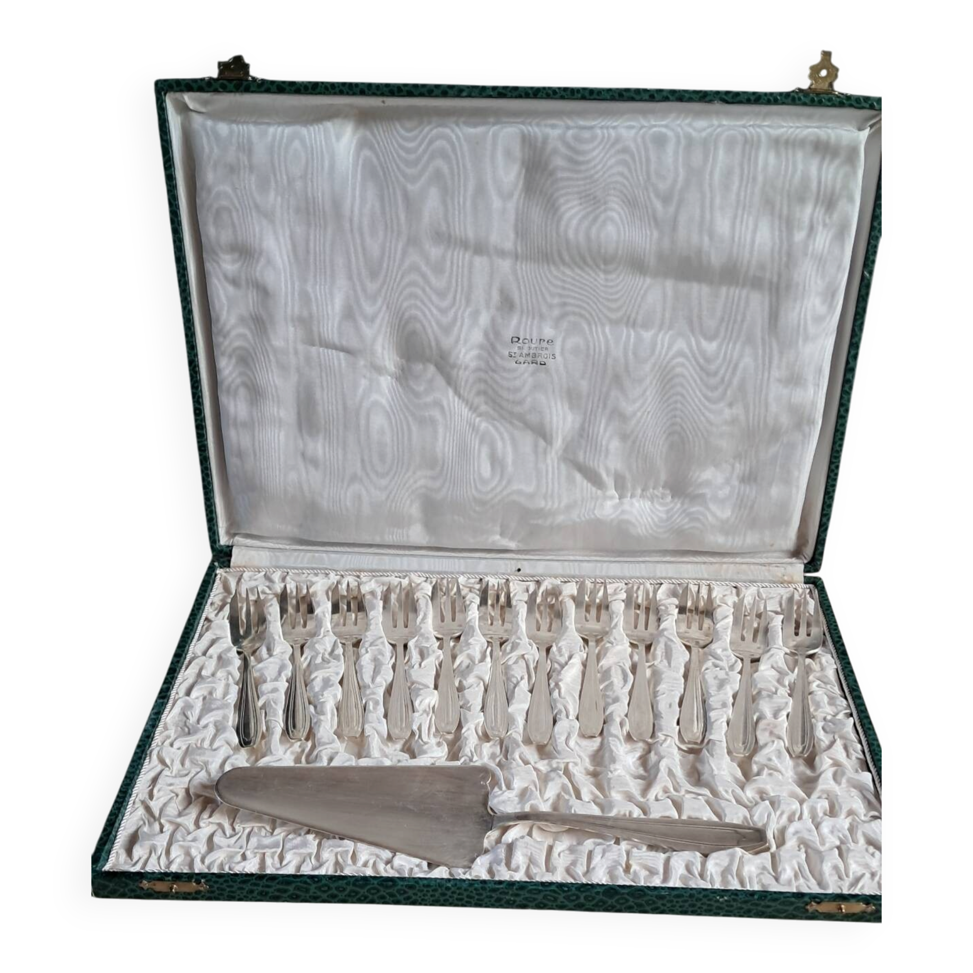 Cutlery set of 12 forks and silver-plated cake server