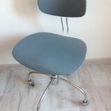 Chaise pivotante en métal chromé style industriel / vintage années 50-60