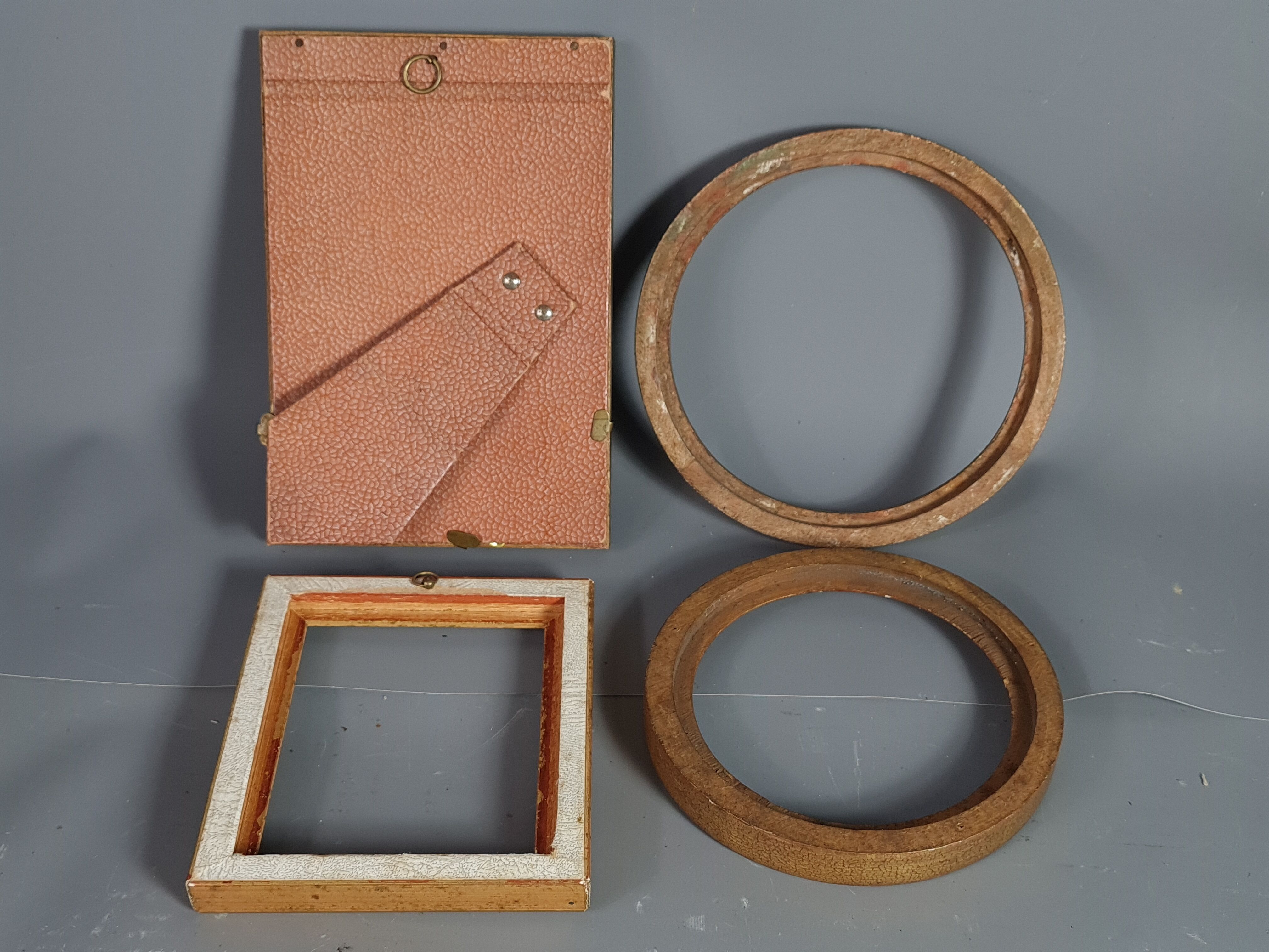 Set of 6 frames old carved wood gilded stucco wood around 1900 & various SB