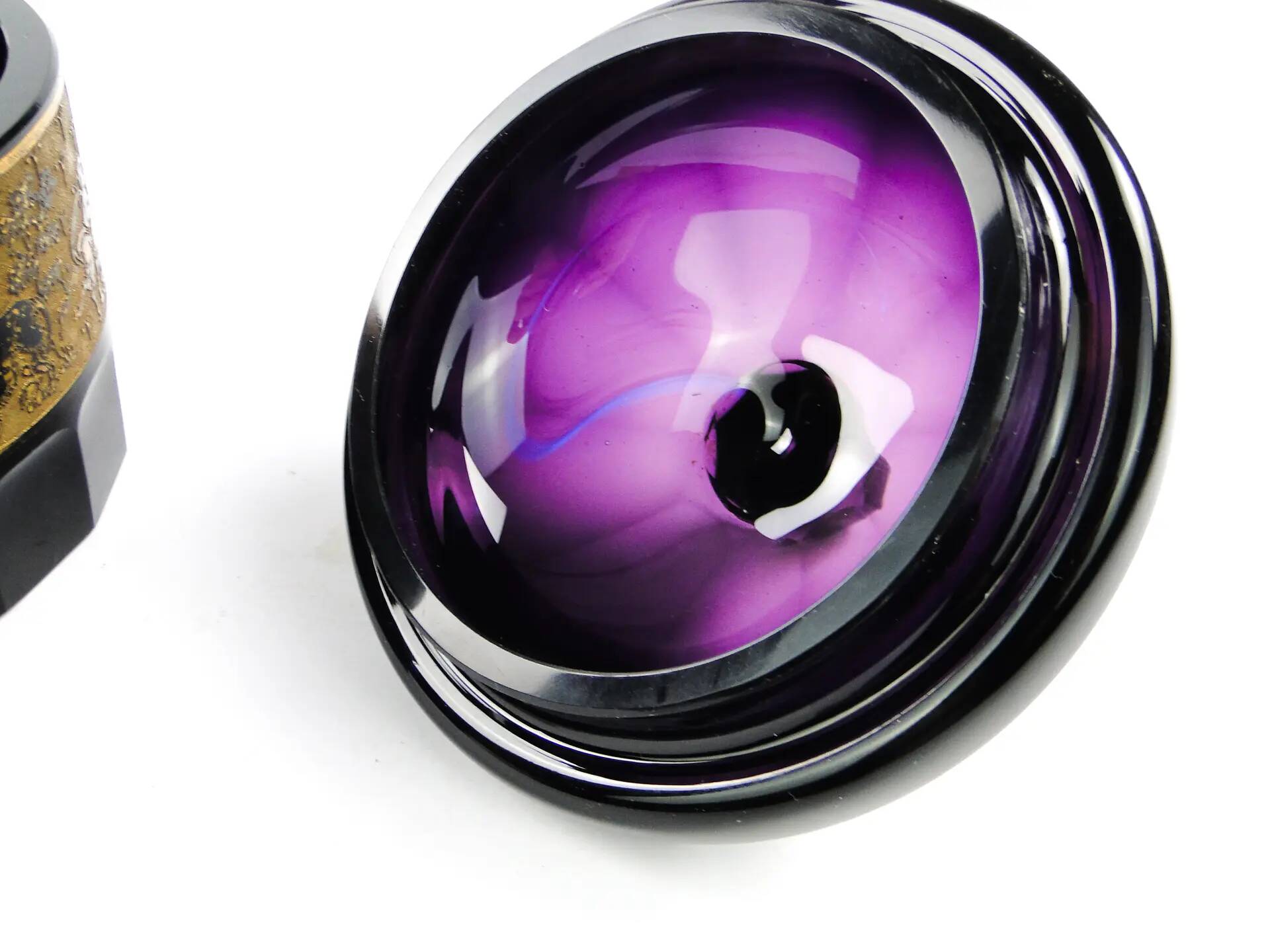 Bonbonnière Art Déco, verre noir, oroplastie, Tchécoslovaquie, années 1930