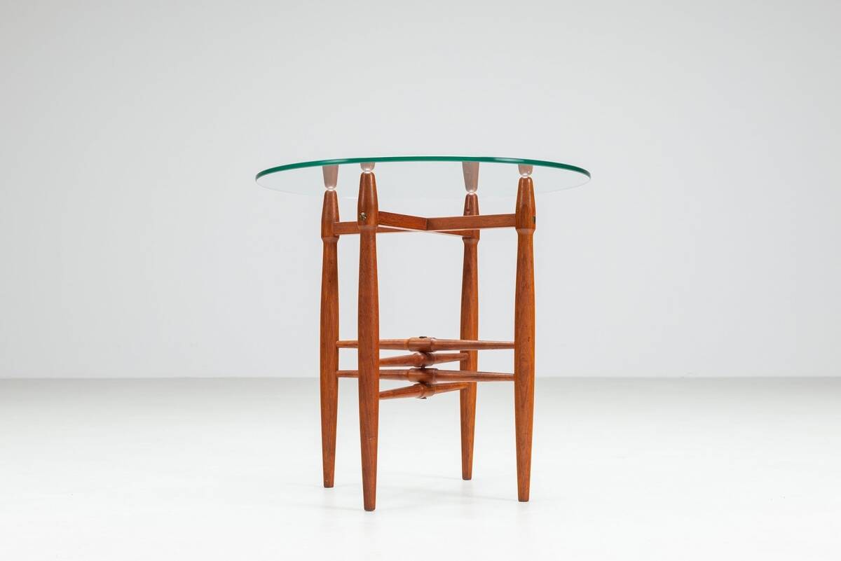 Poul Hundevad side table in teak Vamdrup Stolefabrik Denmark 1960