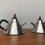 Postmodern Japanese kettle in stainless steel, set of 2
