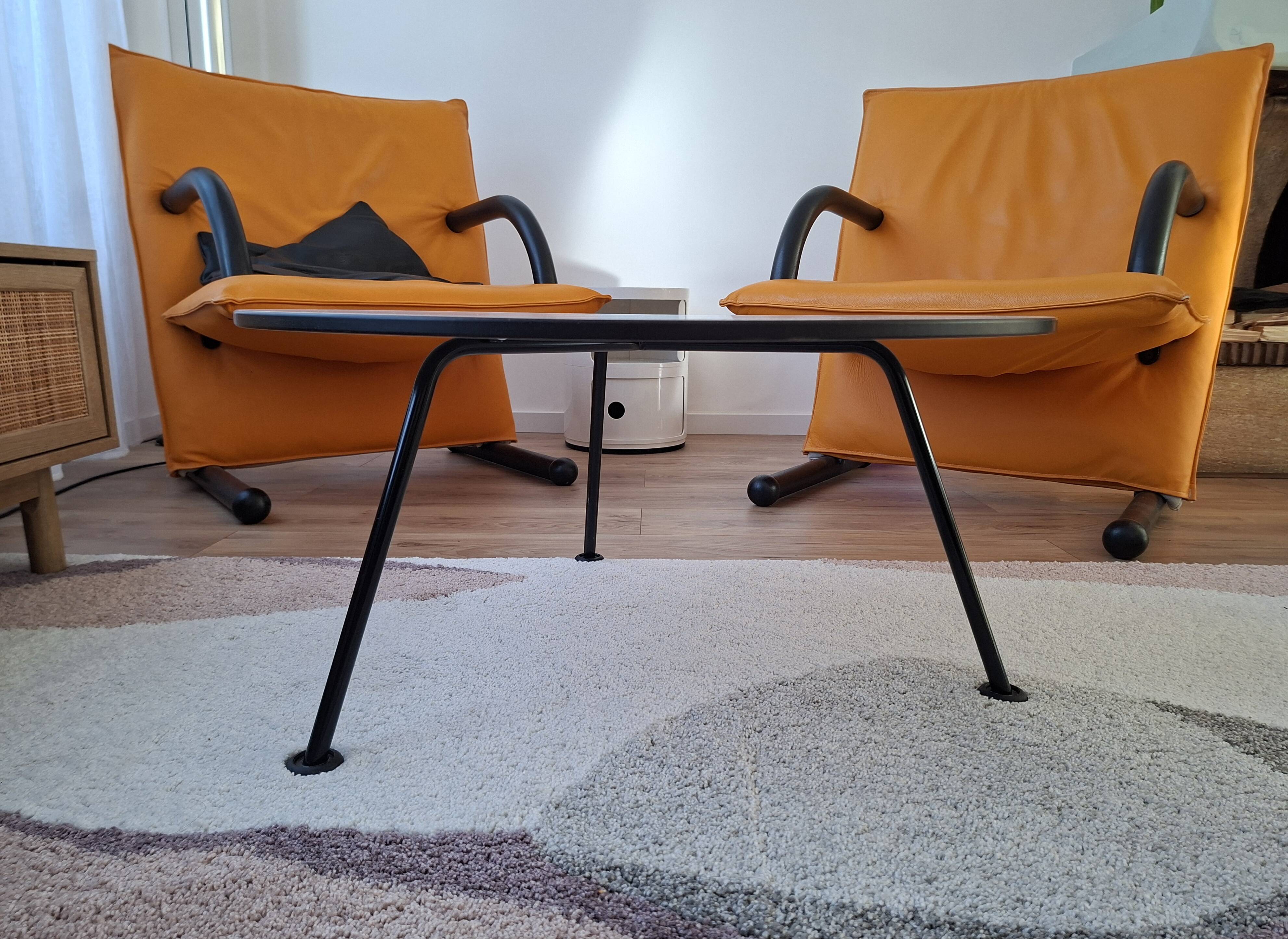 Table with orange slice by Paulin Artifort.