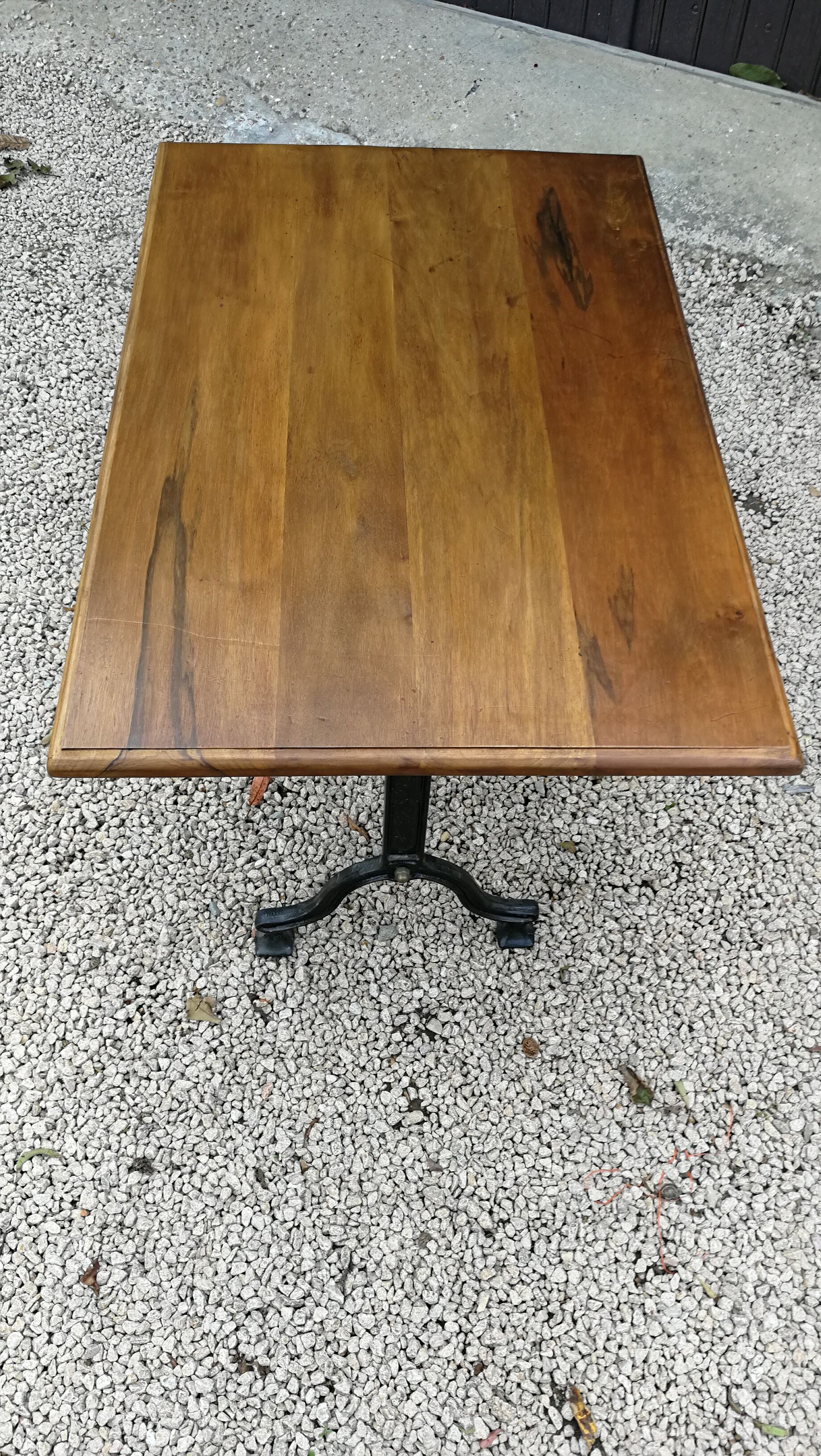 Bistro table