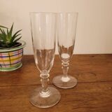 Set of 2 crystal champagne glasses