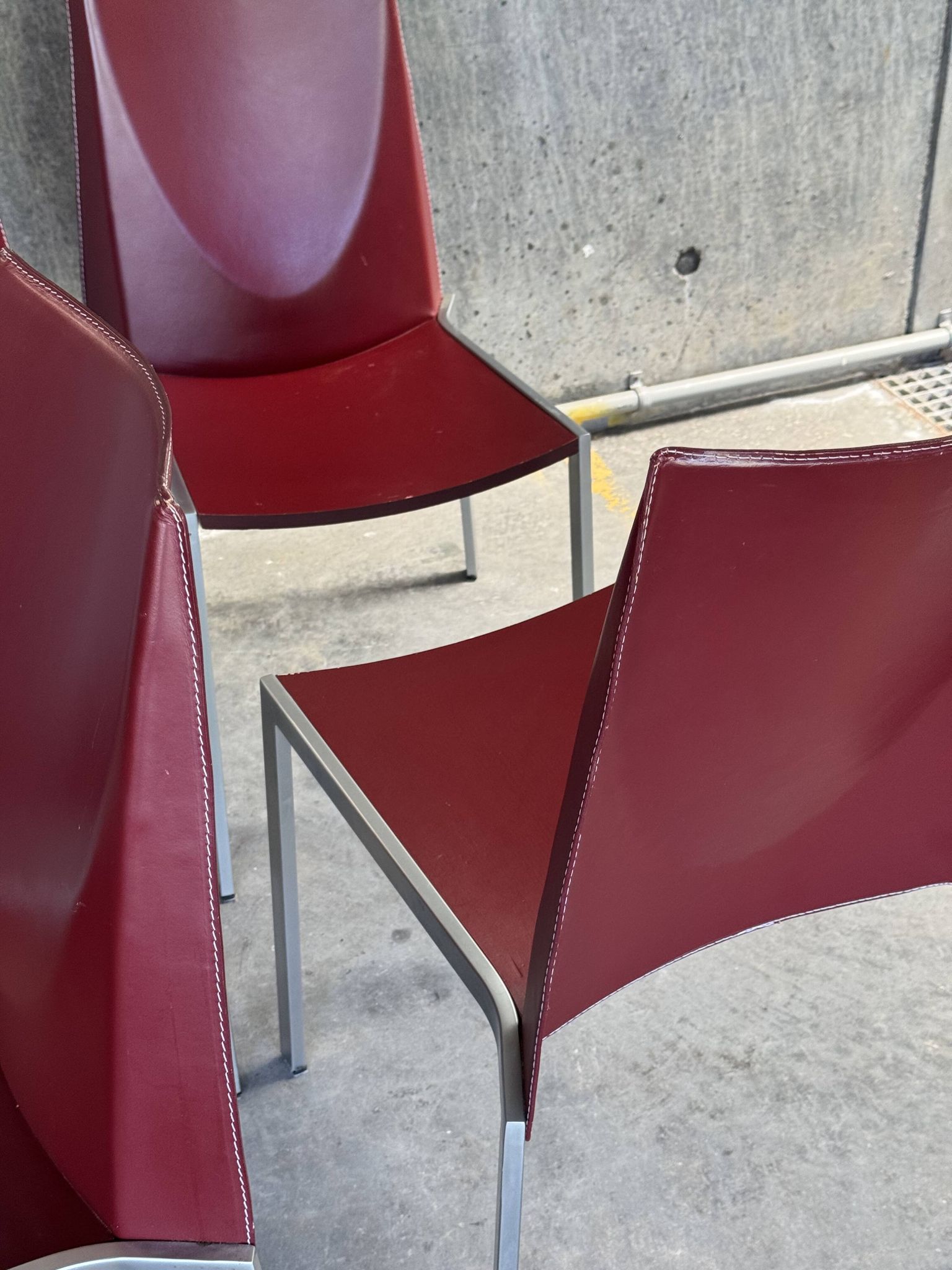 Ensemble de 4 chaises postmodernes italiennes