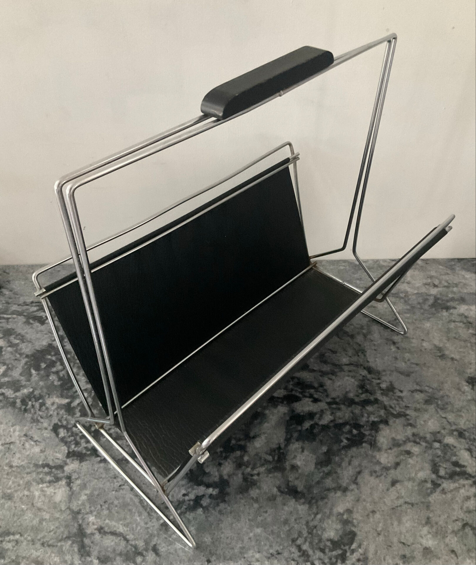 Magazine rack from the 50s-60s.