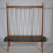Table à plantes en bois de cerisier des années 1960