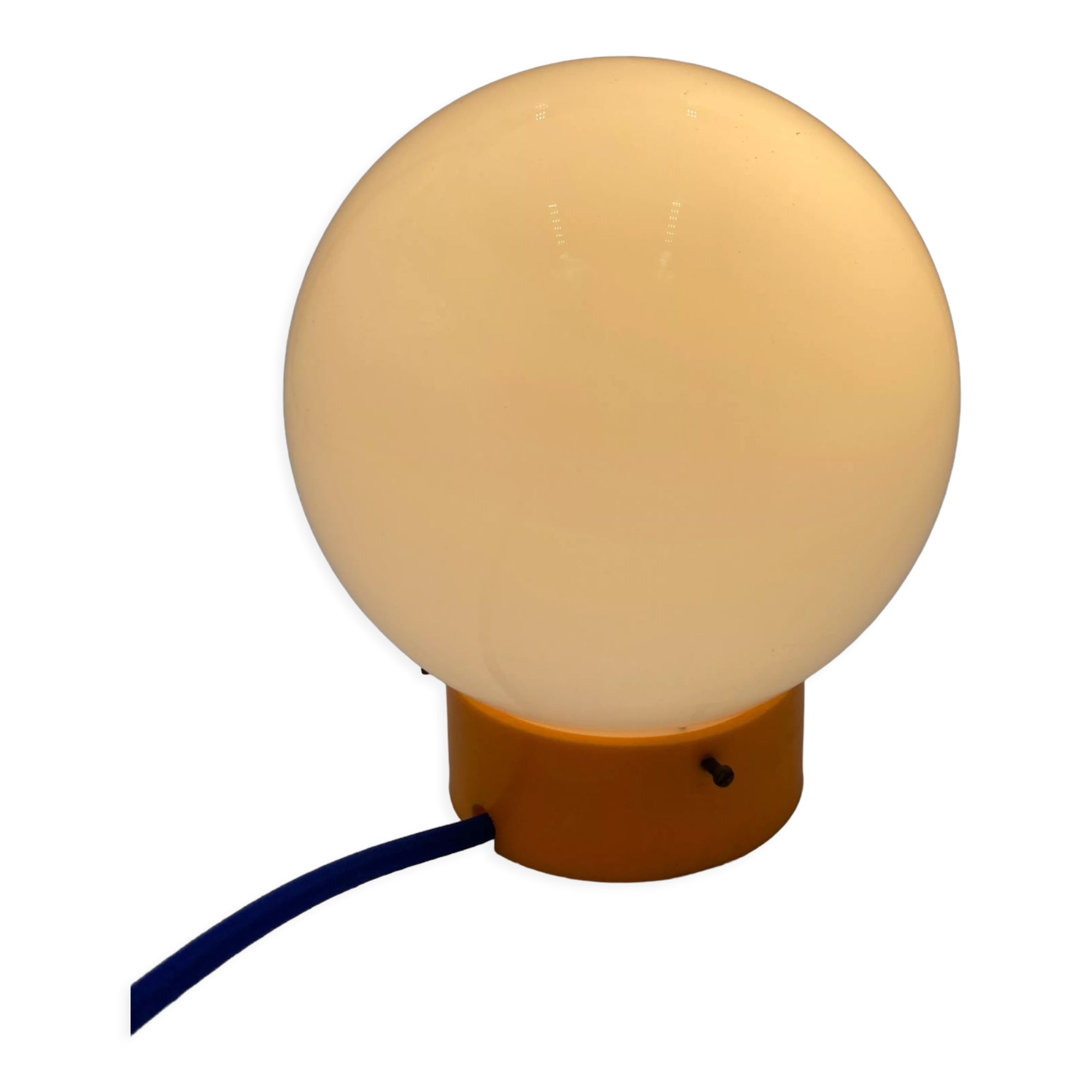 Table globe lamp
