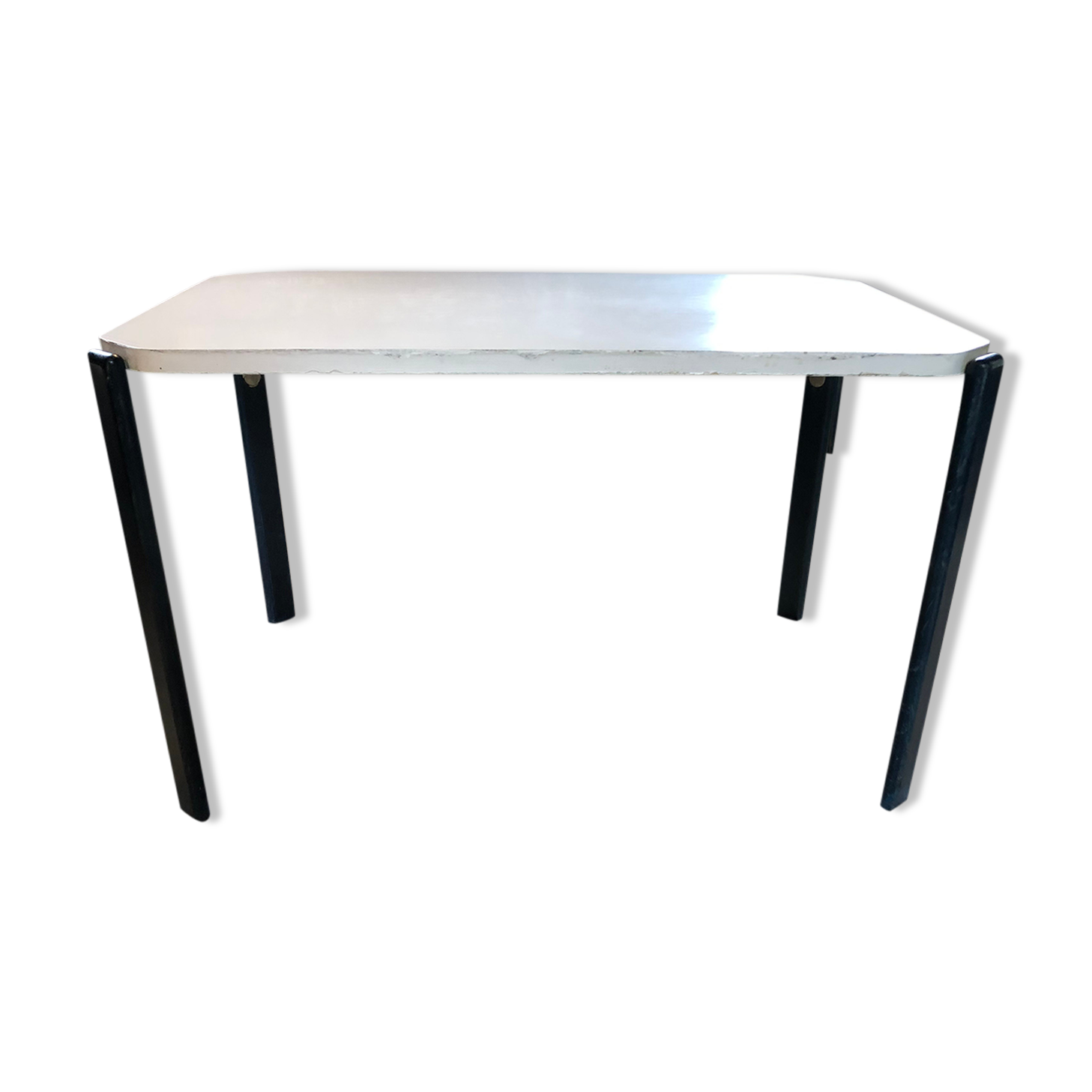 Bruno Rey table for Kush