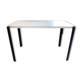 Bruno Rey table for Kush