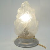 Lampe globe flamme