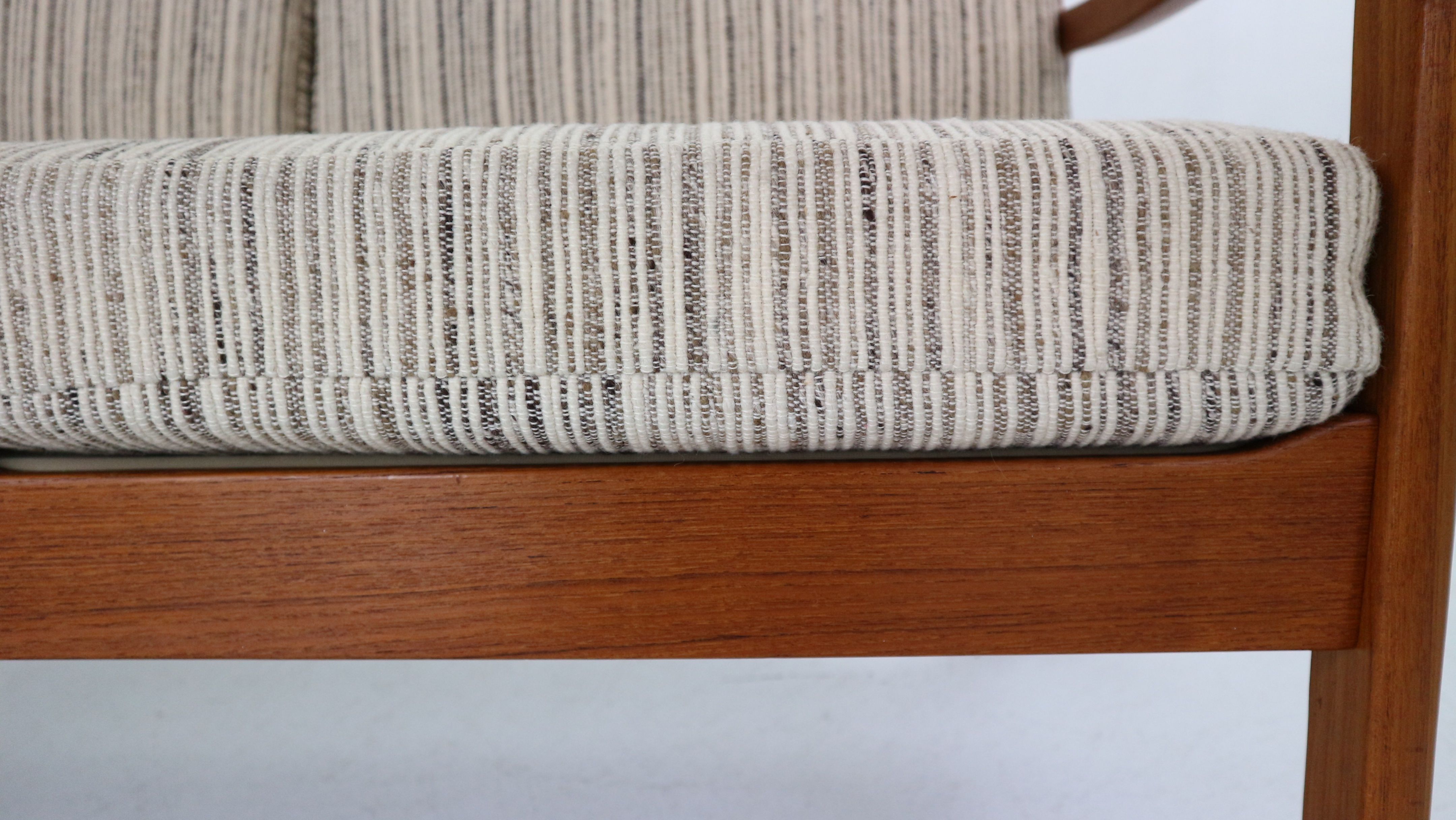 Ole Wanscher Senator 166 Teak 2-Seater Sofa for France & Søn, 1960 Denmark
