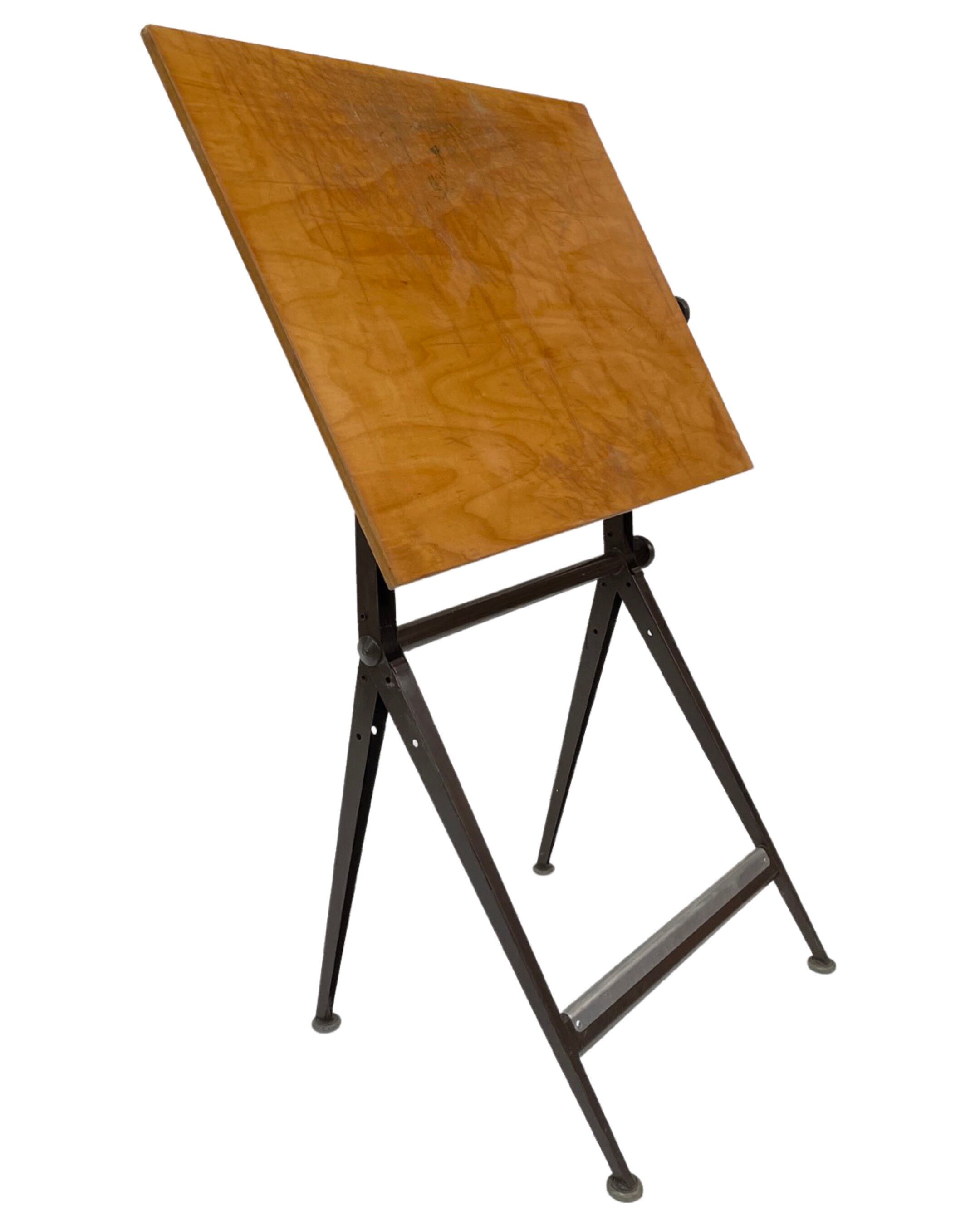 Drawing Table Reply Wim Rietveld and Friso Kramer for Ahrend by Cirkel