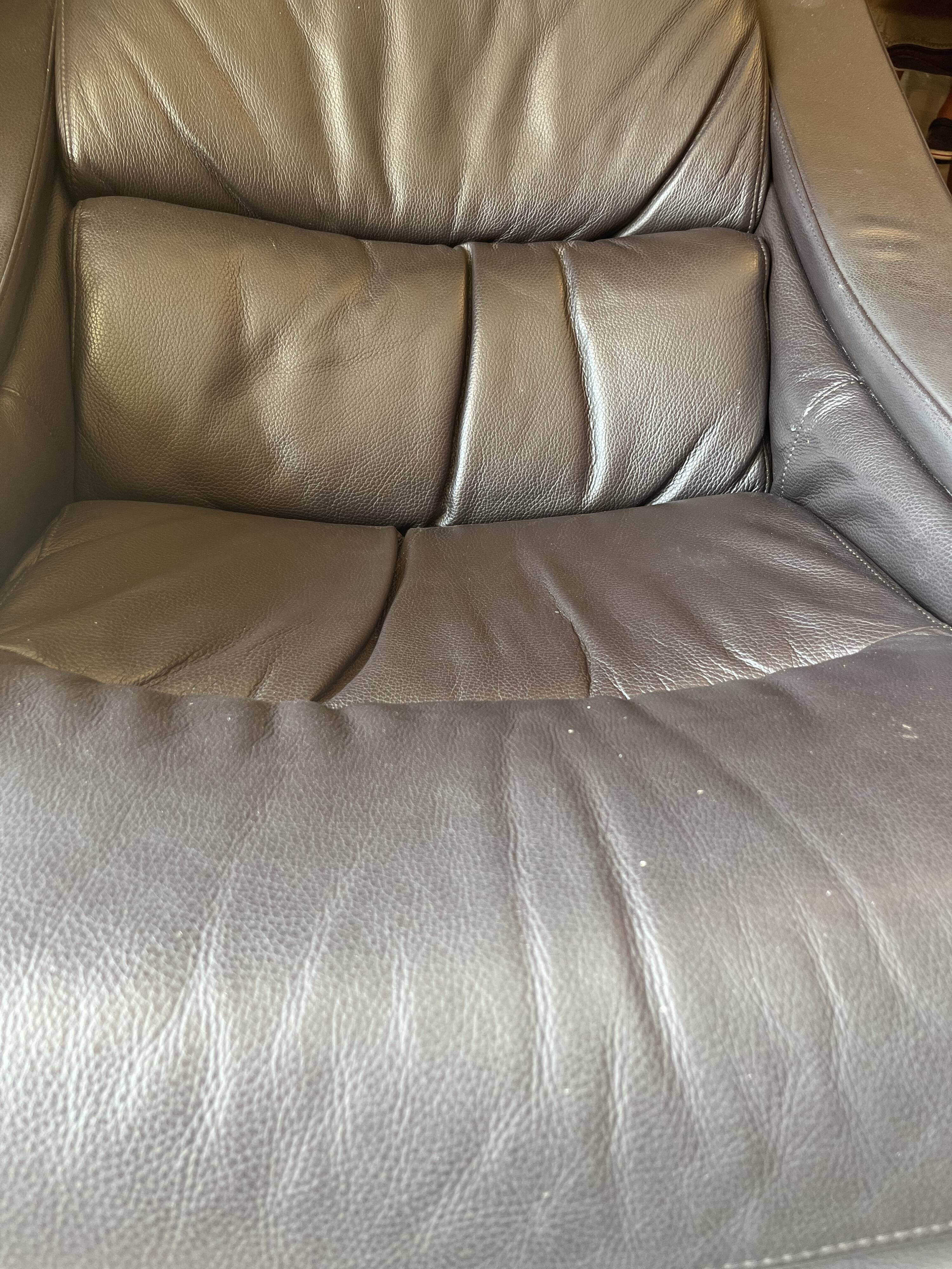 Armchair model Royal Leather Roche Bobois