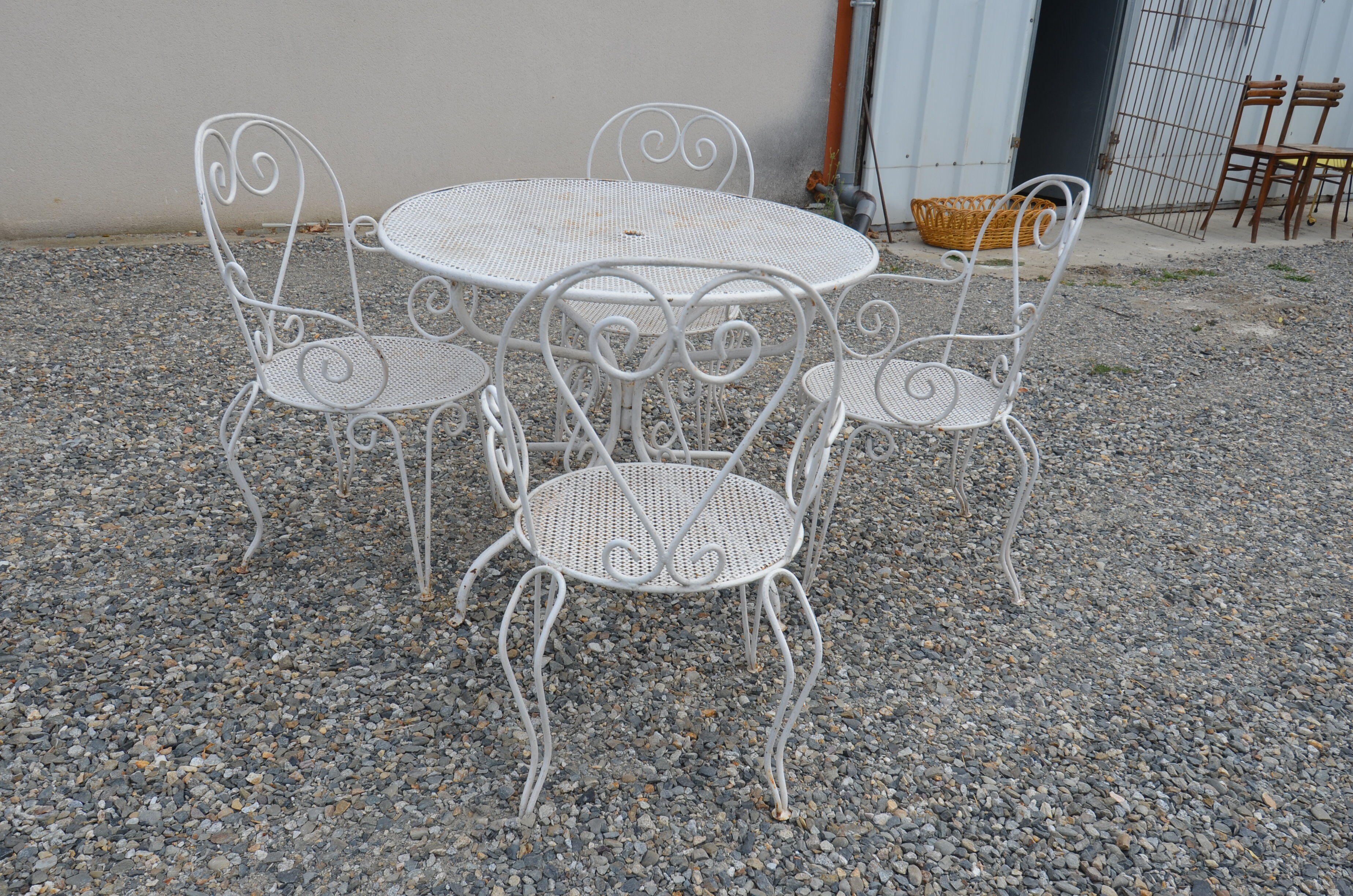 Salon de jardin en fer forgé