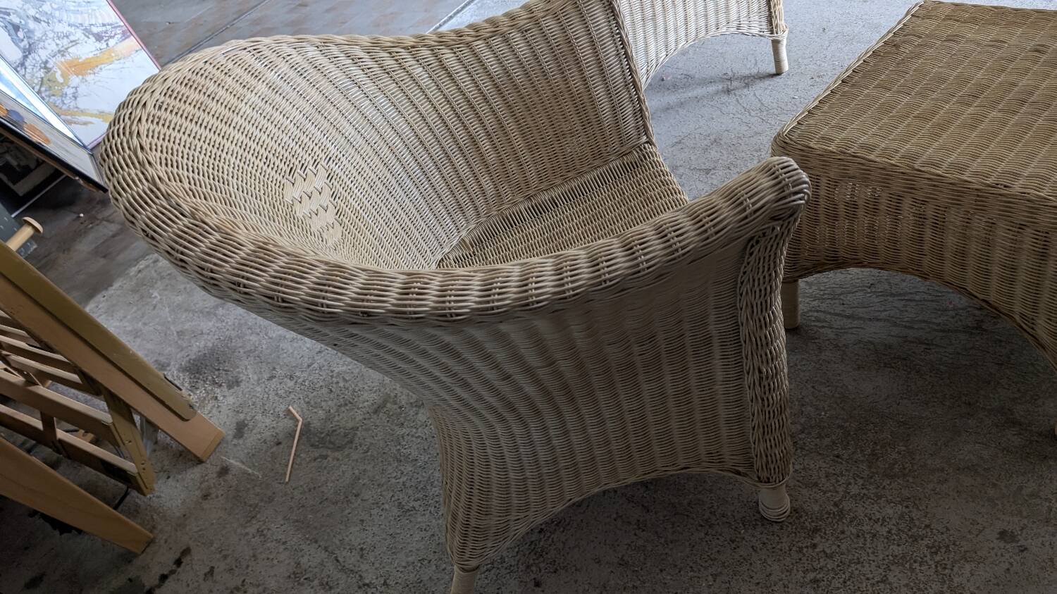 Vintage rattan lounge