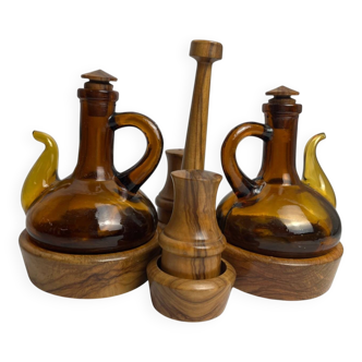 Vintage oil and vinegar server, Biot, olive wood, 20th century.