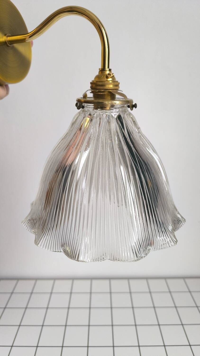 Large wall light in holophane glass and brass