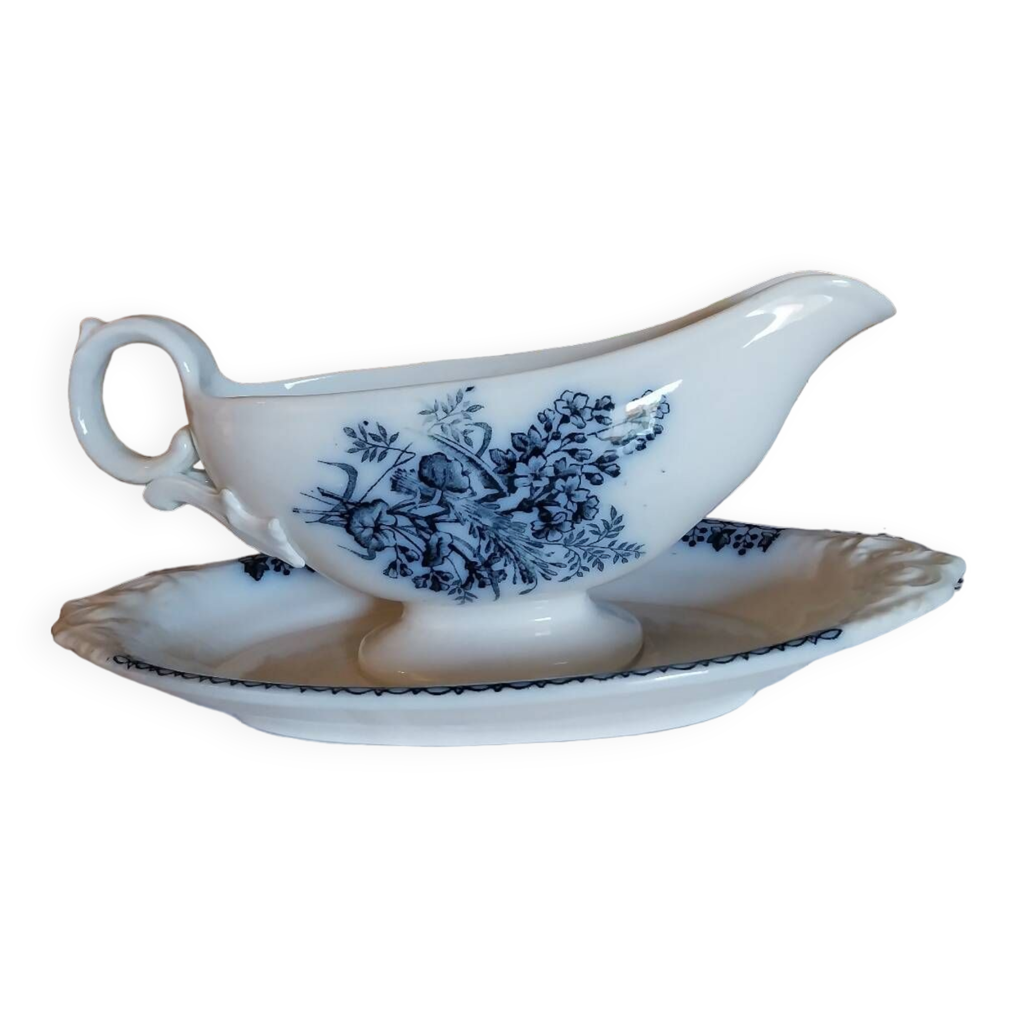 Iron earth gravy boat, Onnaing Nord Moisson model