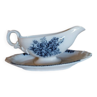 Iron earth gravy boat, Onnaing Nord Moisson model