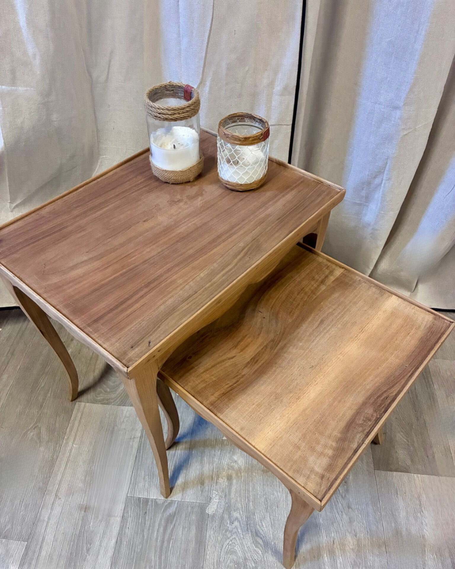Tables gigognes