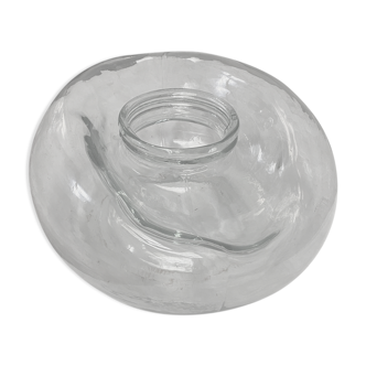 Bocal ancien en verre déformé