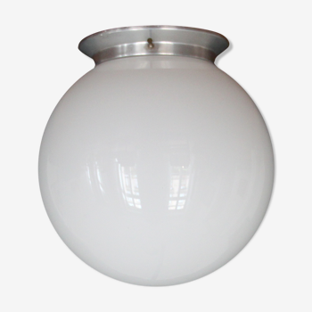 Applique globe boule en verre opaline blanche diamètre 25 cm