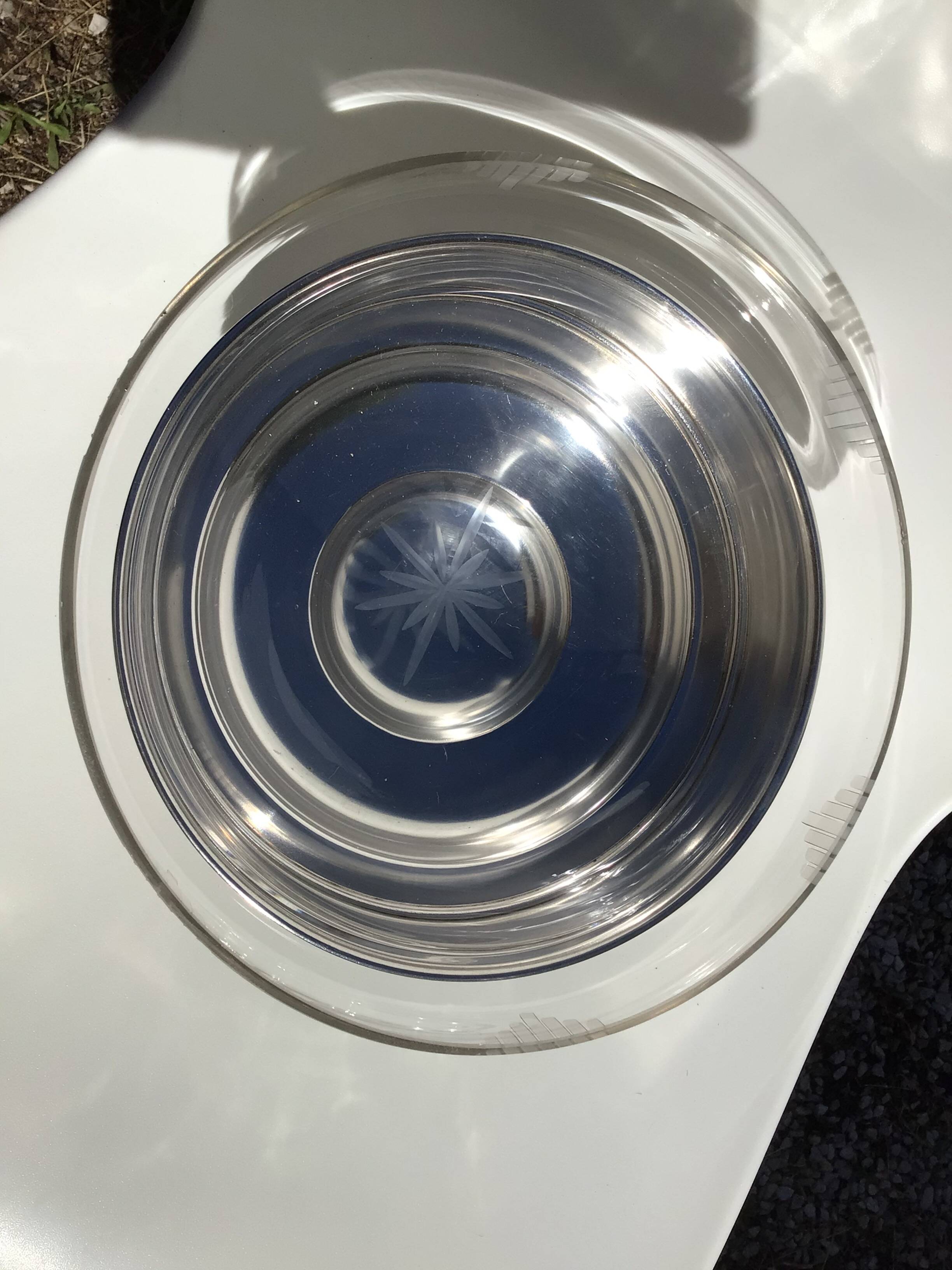Coupe art déco métal argenté et verre taillé