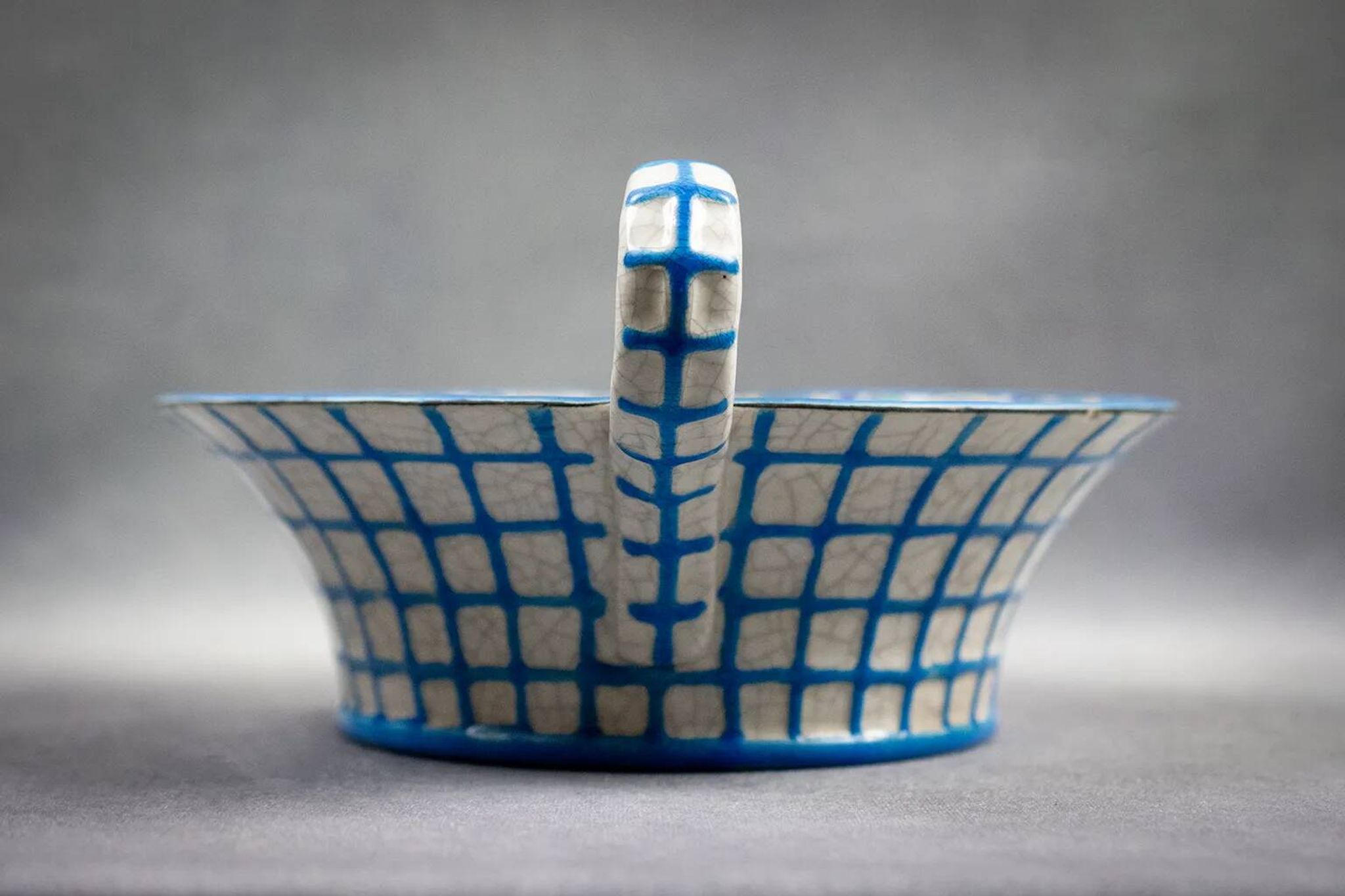 Longwy enamel bowl with handles – Art Deco floral decoration, 1930s