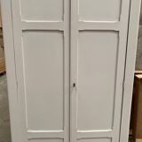 Chalk white Parisian wardrobe