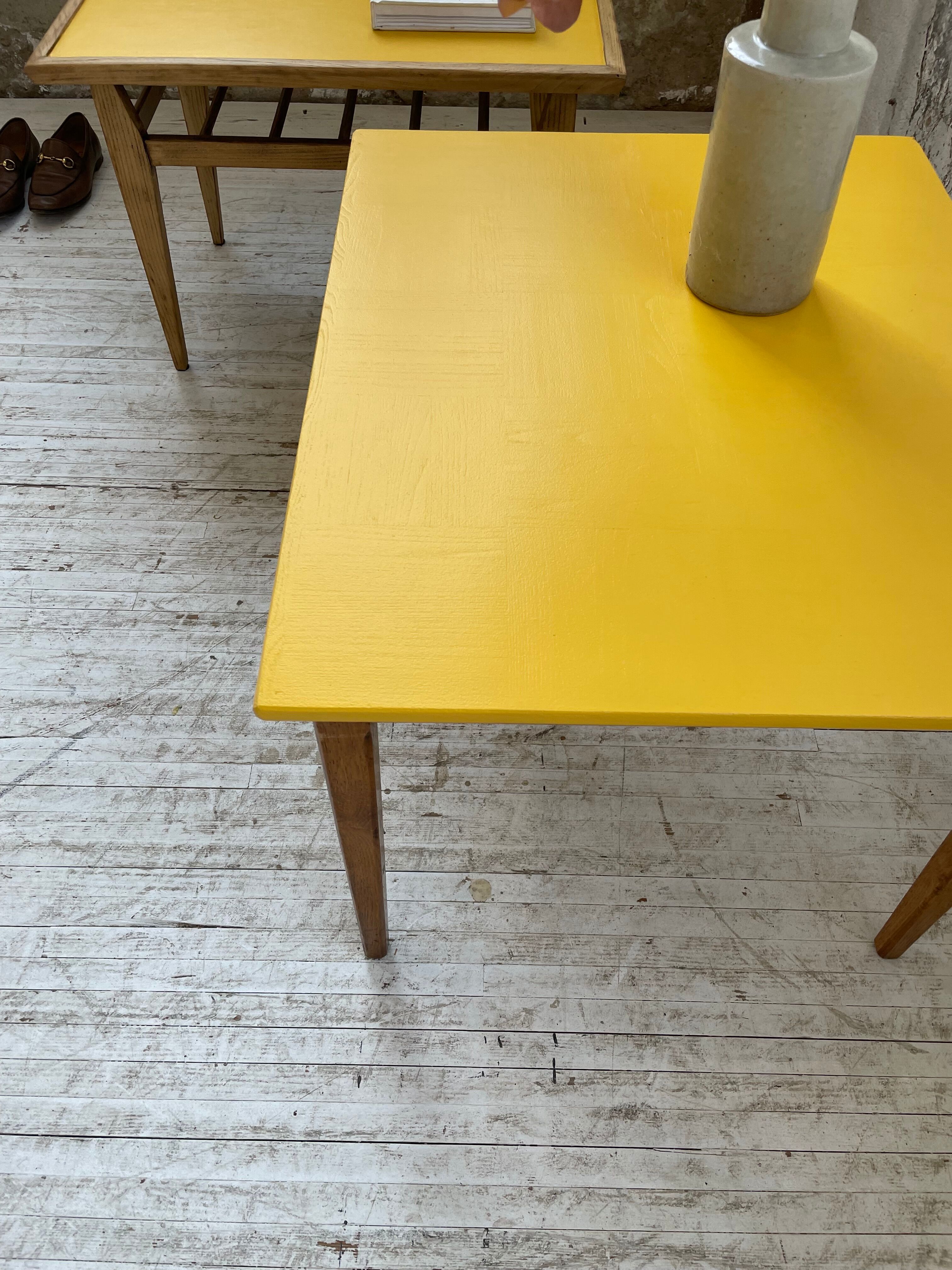 Duo de tables basses bois jaune