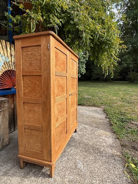 Elegant 1950s oak wardrobe