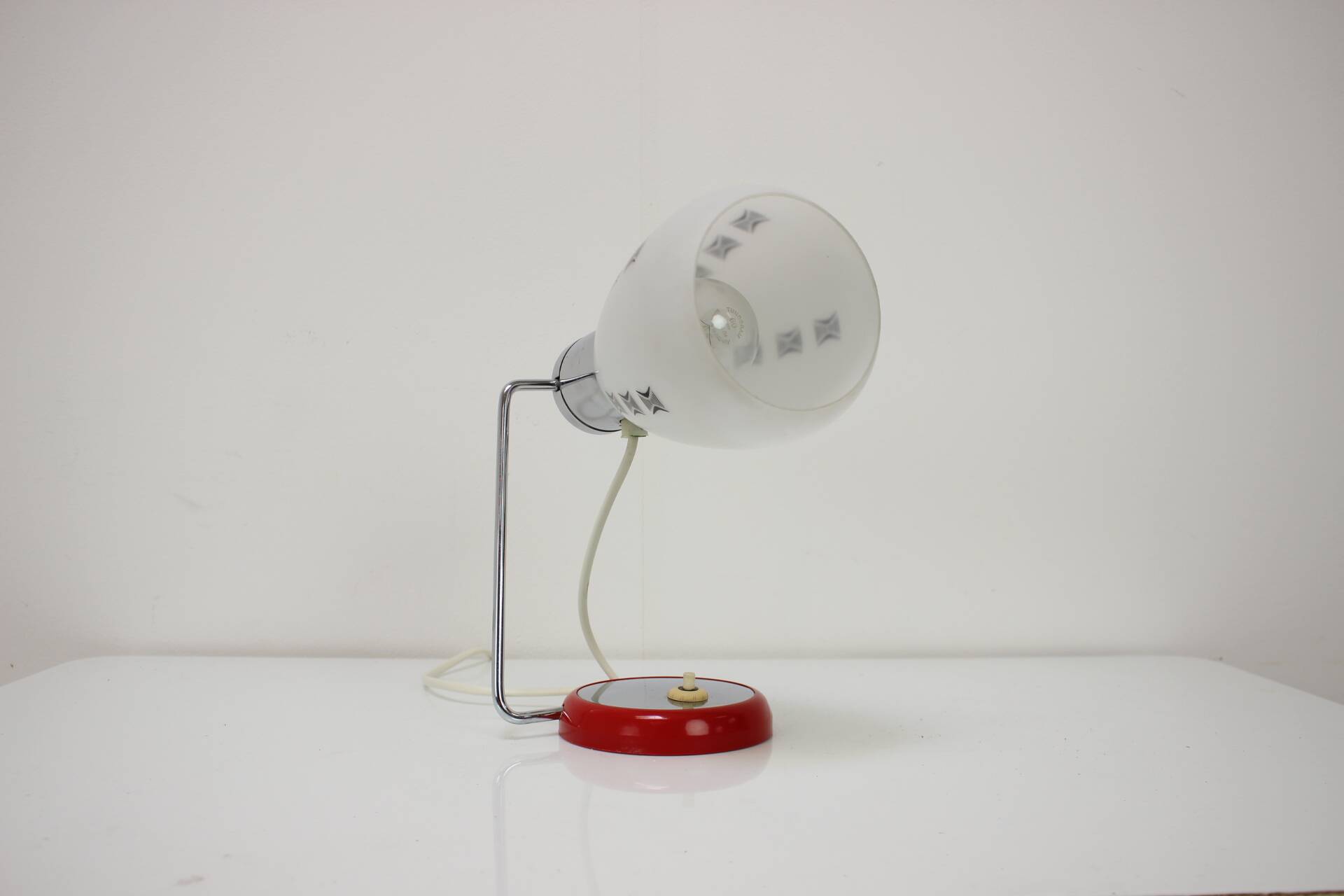 Lampe de table du milieu du siècle par Napako, années 1960, Tchécoslovaquie
