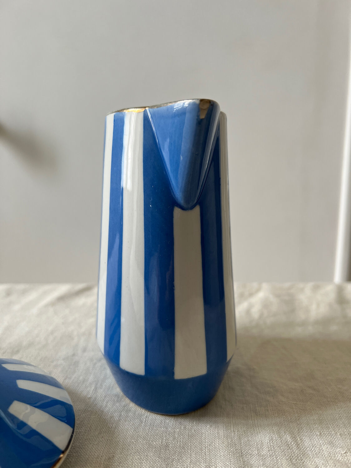 Milk jug Sarreguemines Fox Trott