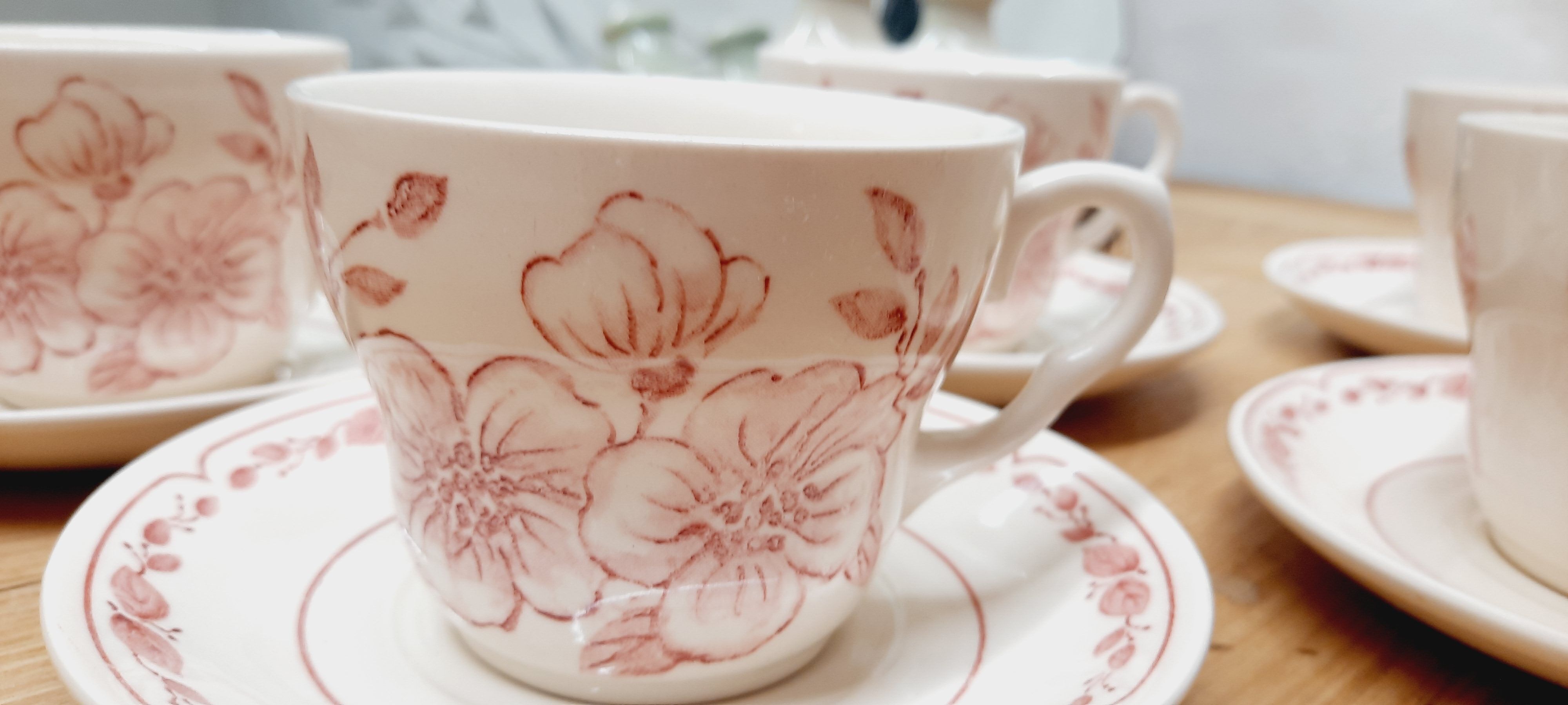 Set 6 tasses faïence rose poudré