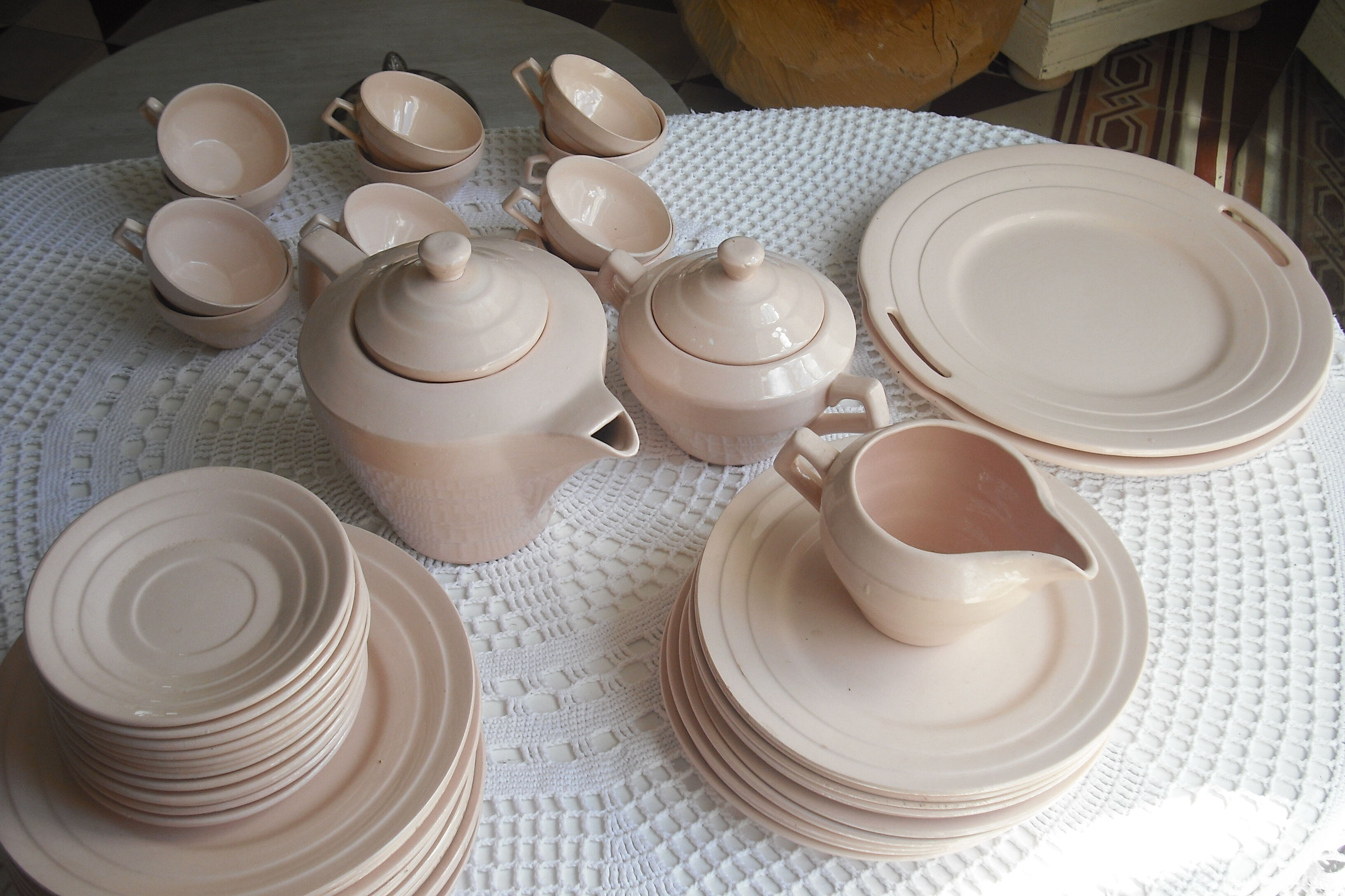Coffee service powder pink 52 parts 1930