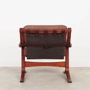 Fauteuil en cuir, design norvégien, années 1970, production : Norvège
