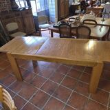 Extendable table in elm from the Regain house of the 1970s.