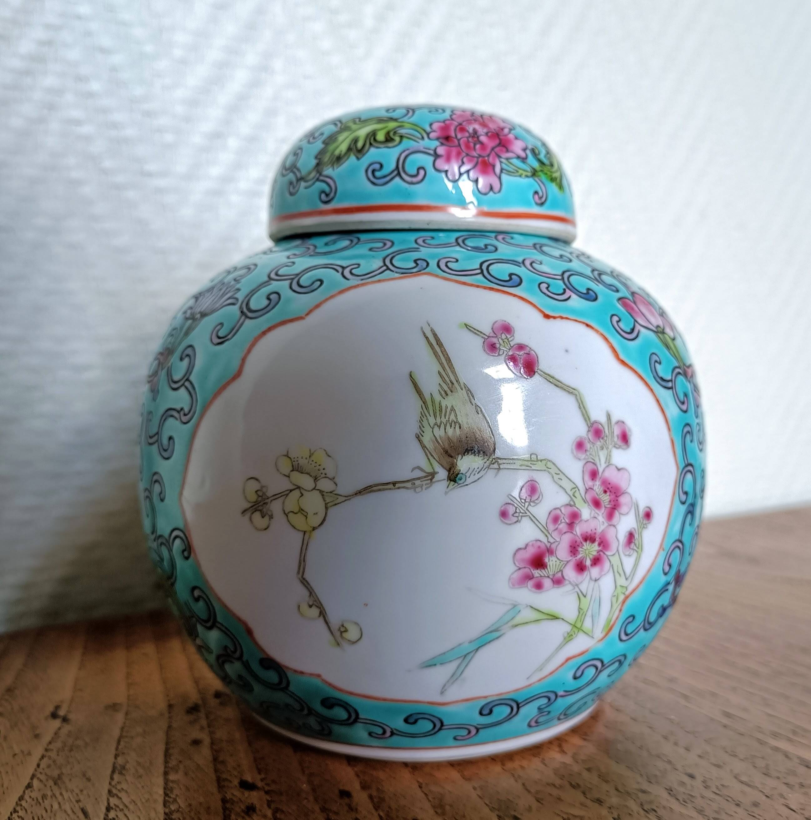 Chinese Jingdezhen tea or ginger pot