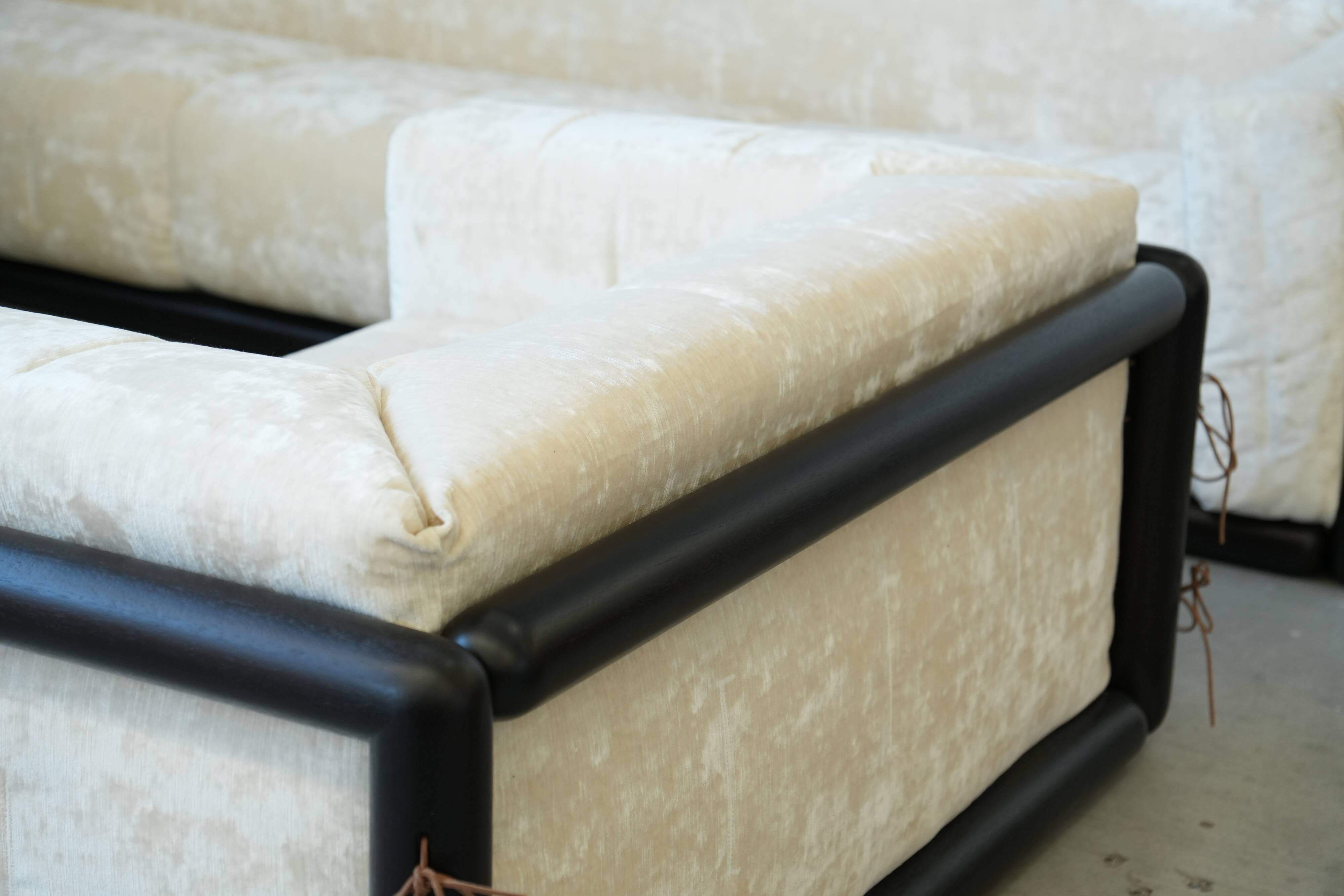 1973 “Cornaro” Sofa & Armchair Set by Carlo Scarpa for Simon