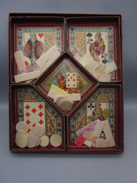 Ancient yellow dwarf games, bone tokens