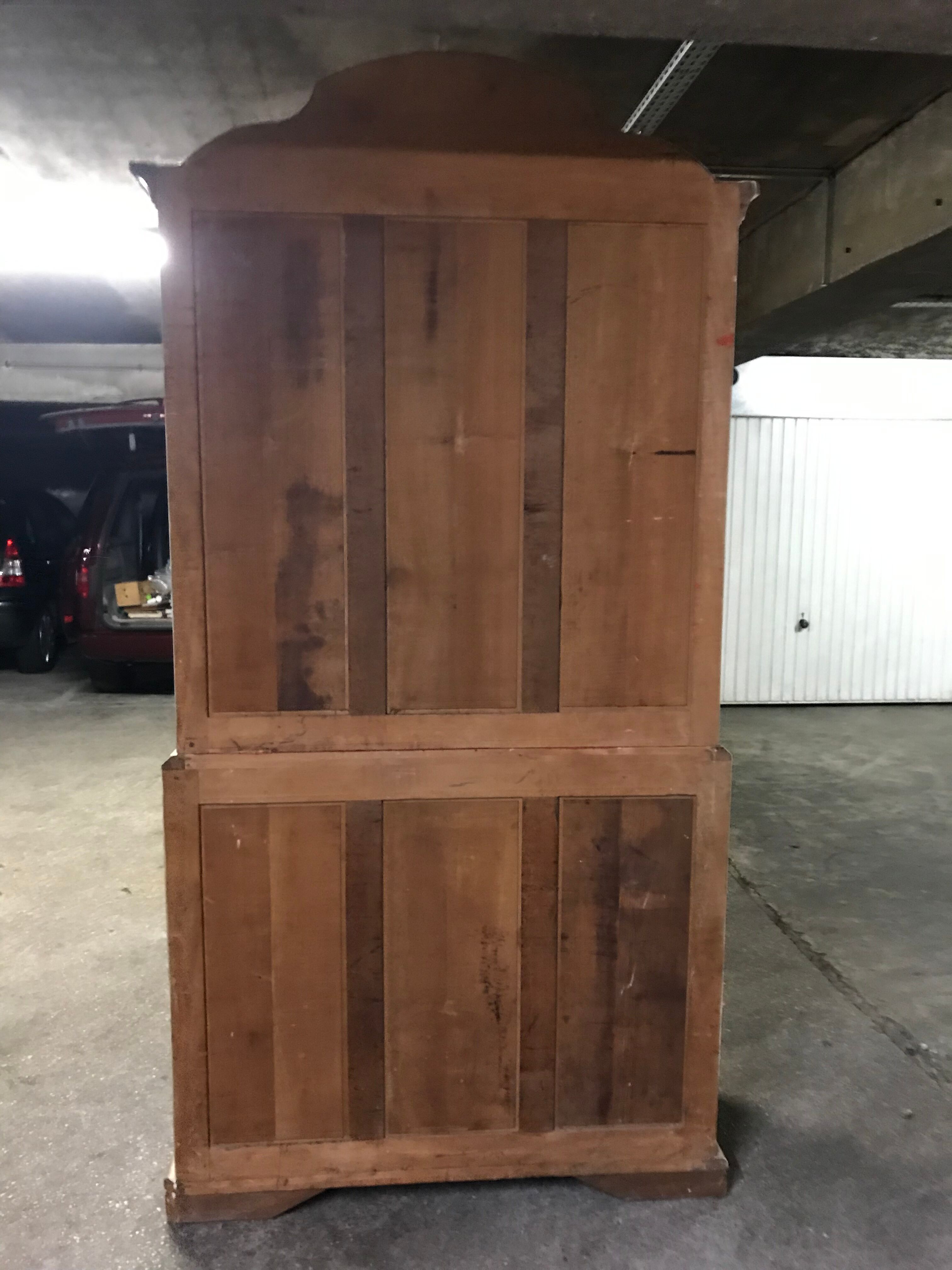 Buffet two body and chest of drawers