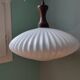 Suspension opaline années 50