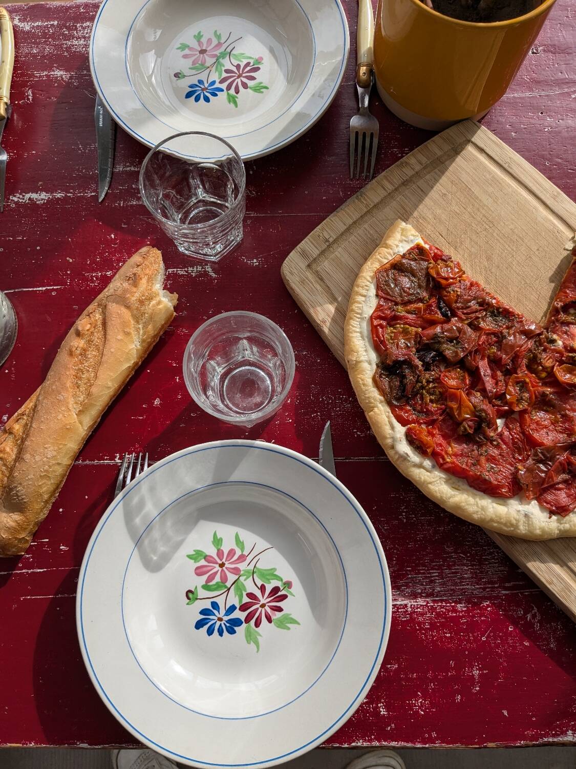 Set of 12 VF Paris soup plates