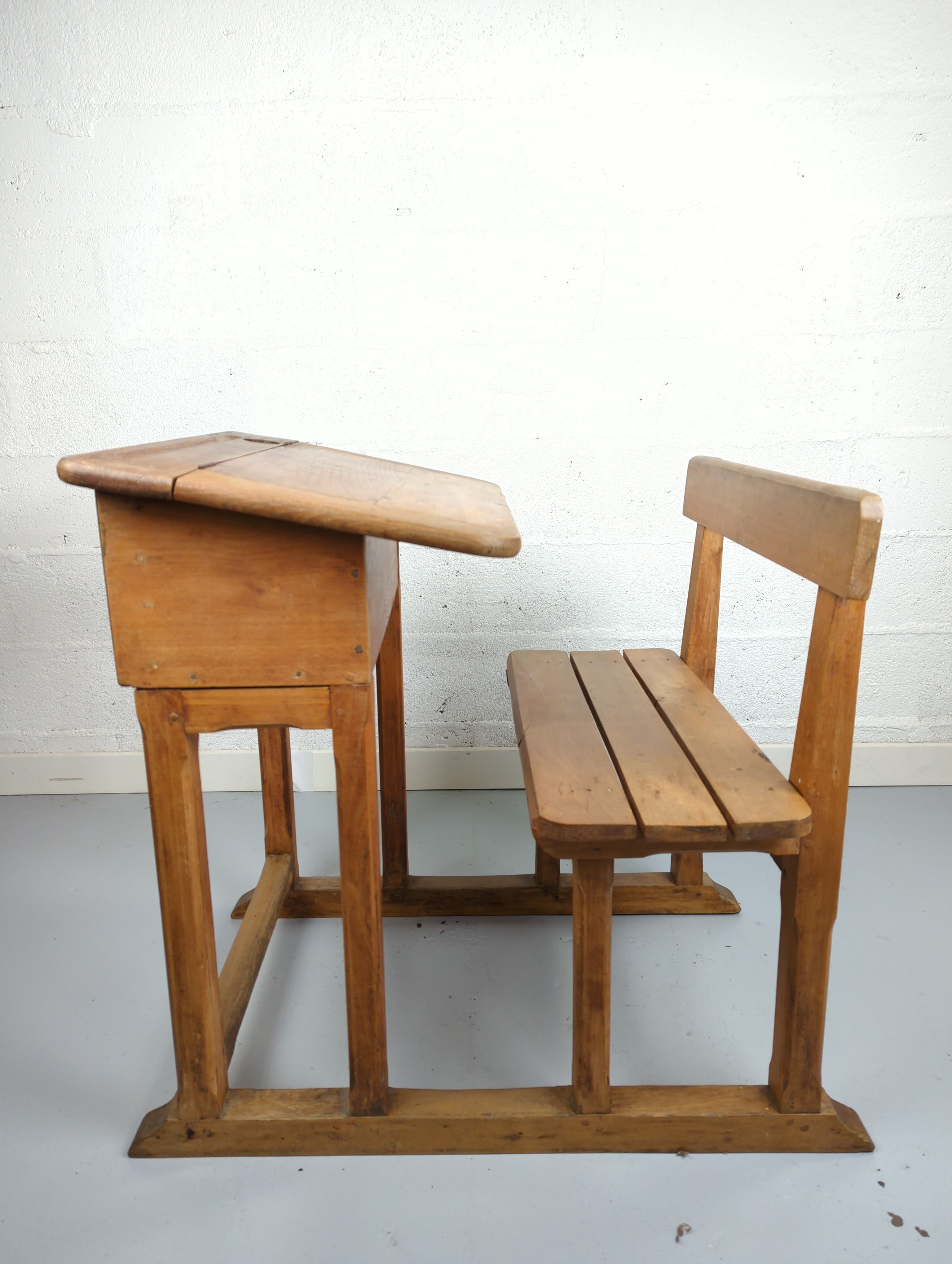 Pupitre écolier en bois
