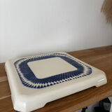Vintage old trivet Badonviller blue graphic pattern