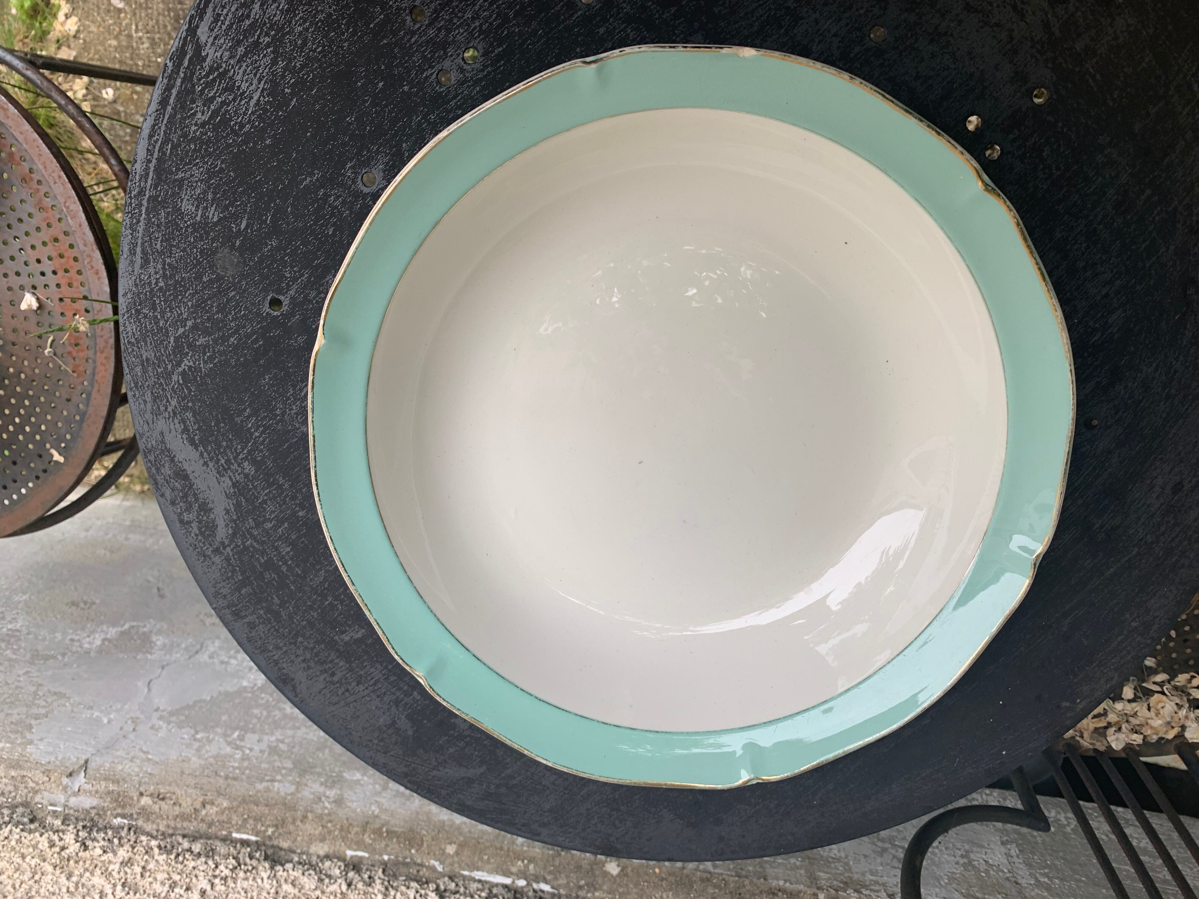 Hollow dish and saucière ceranord frsnce in semi white porcelain and vintage and collector's mint