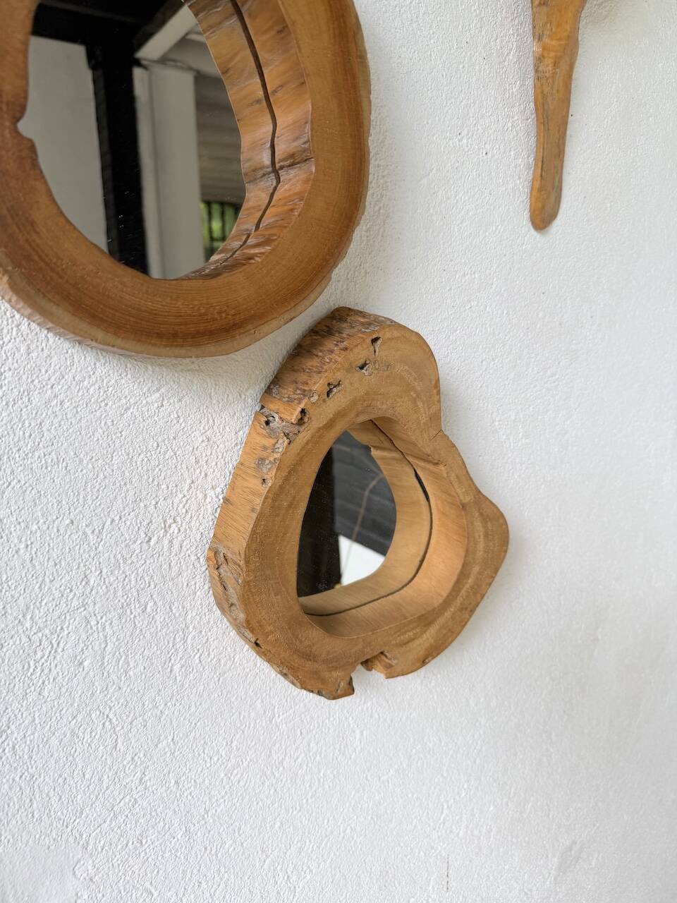 Set de 4 miroirs organiques brutalistes en bois années 50
